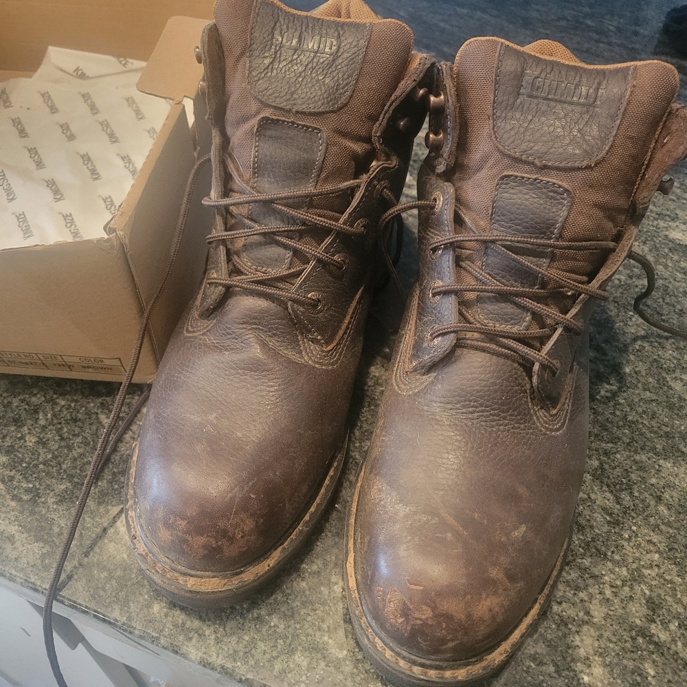Men's Rugged Brown Leather Boots